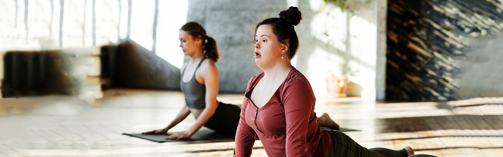 Lörrach & die Regio - lebenswertes Lörrach - Mädchen macht Yoga